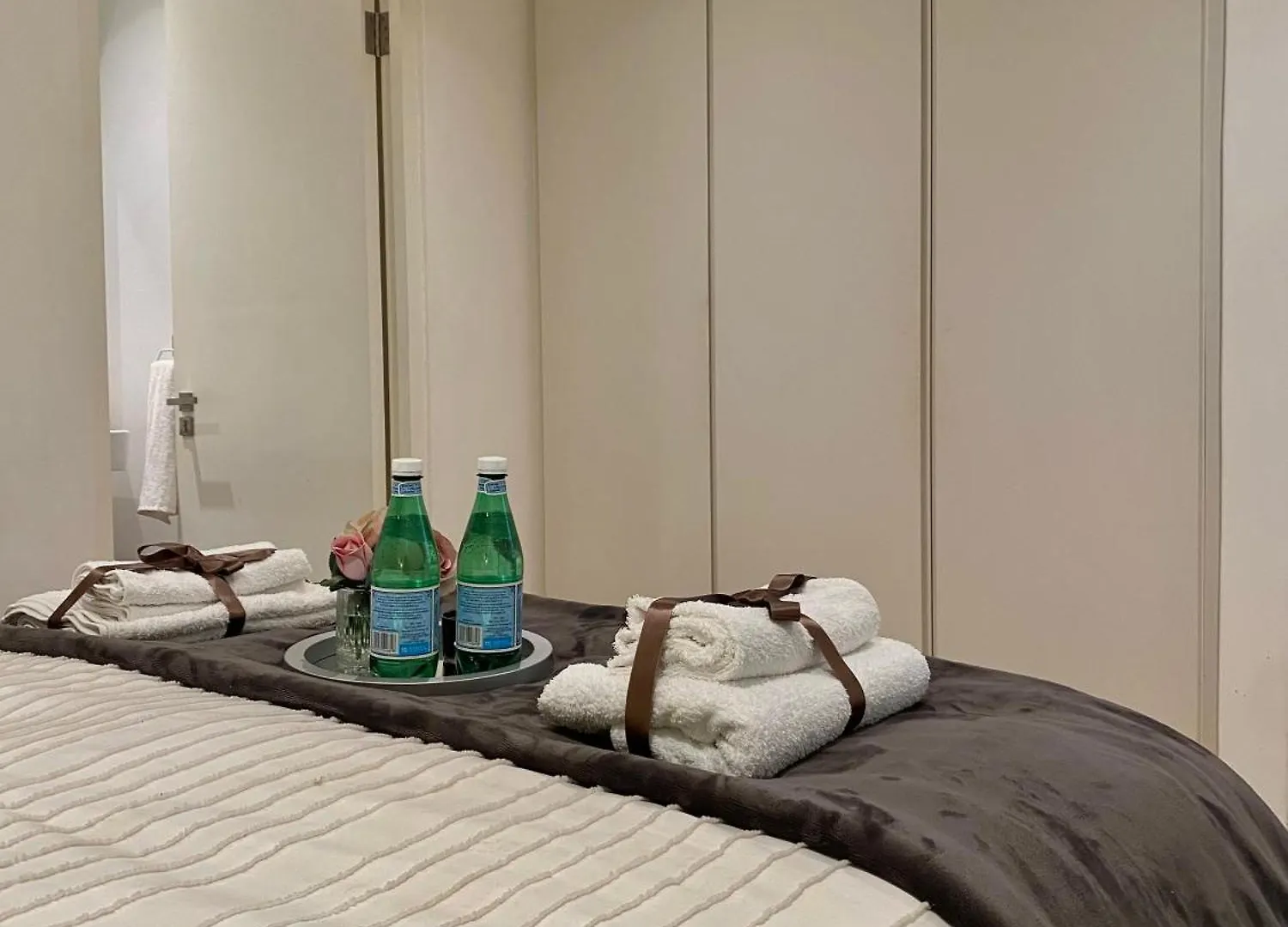 Iron Works 2 Bedroom Cape Town Apartment